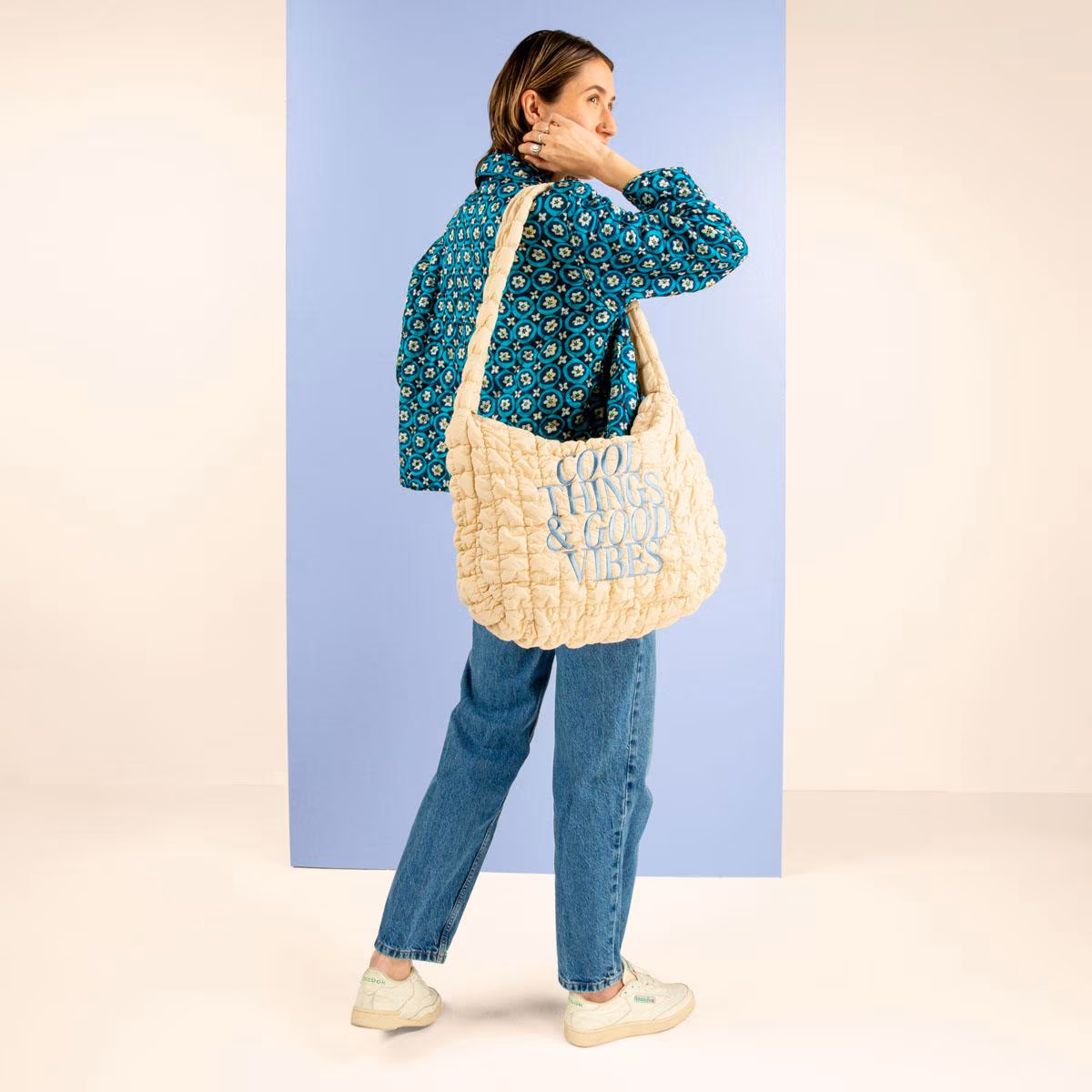 CARRYALL SHOULDER BAG - CLOUD QUILTED MATERIAL 1 CARRYALL SHOULDER BAG - CLOUD QUILTED MATERIAL